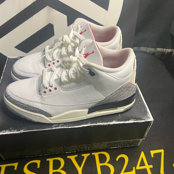 Retro Jordan 3 Reimagined, White Cement - Picture 2 of 6